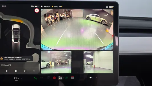 Tesla Y RWD 2023 16