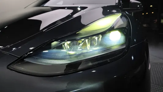 Tesla Y RWD 2023 23