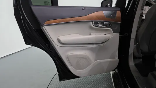 Volvo XC90 2 T8 2018 25