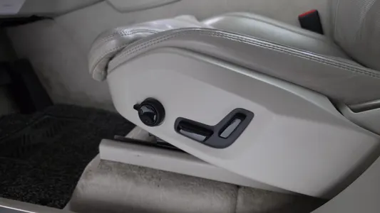 Volvo XC90 2 T8 2018 32