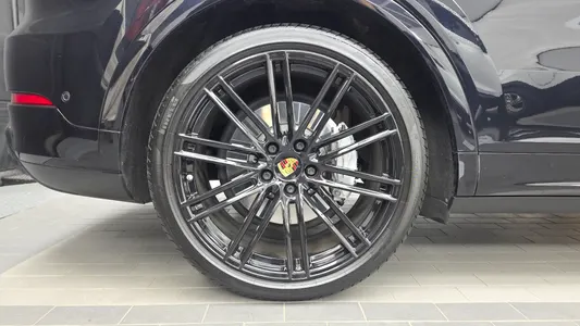 Porsche (PO536) 4.0 2021 5