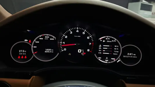 Porsche (PO536) 3.0 2023 8