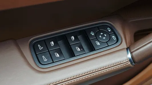 Porsche (PO536) 3.0 2023 30