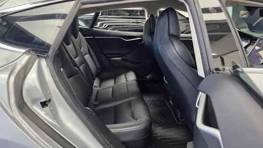 Tesla S 100D 2017 12