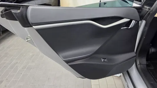 Tesla S 100D 2017 25