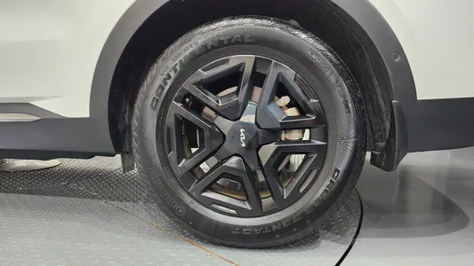 Kia 4 HEV 1.6 2WD 2024 21
