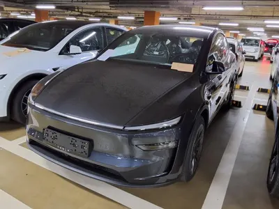 Tesla Y L AWD 2026