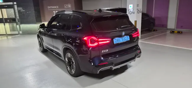 BMW iX3 M 2022 4