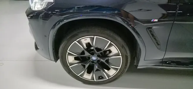 BMW iX3 M 2022 6