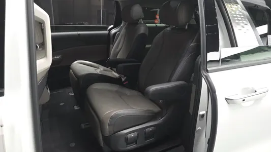 Kia 4 HEV 7 2024 12