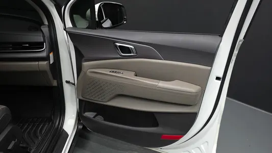 Kia 4 HEV 7 2024 24