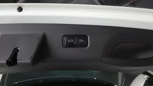 Kia 4 HEV 7 2024 30