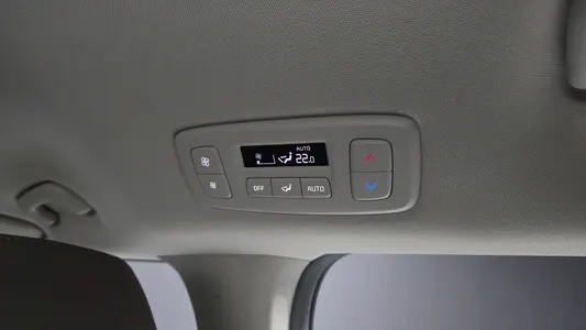 Kia 4 HEV 7 2024 33