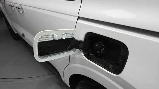 Kia 4 HEV 7 2024 29