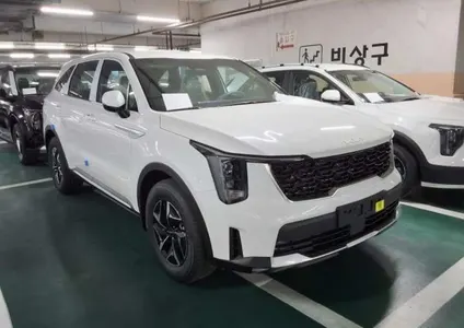 Kia 4 HEV 1.6 2WD 2026 8