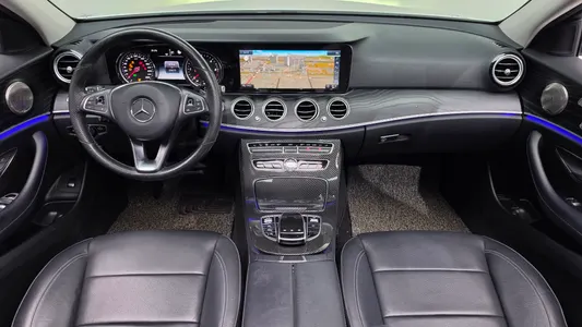 Mercedes-Benz E-Class W213 E220d 2018 7