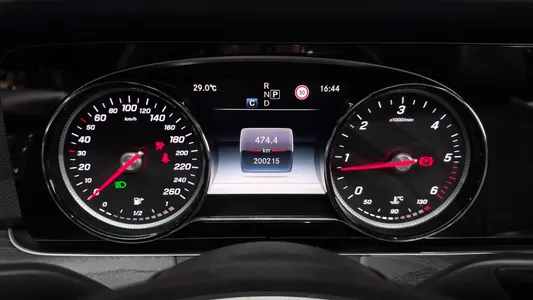 Mercedes-Benz E-Class W213 E220d 2018 8