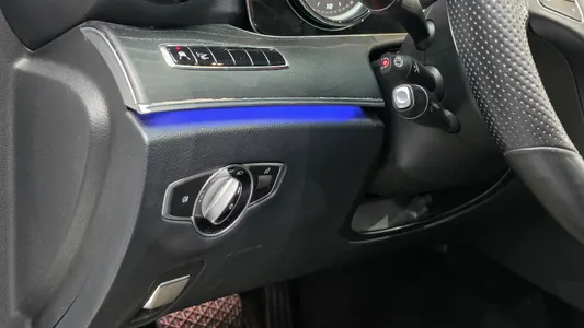 Mercedes-Benz E-Class W213 E220d 2018 16