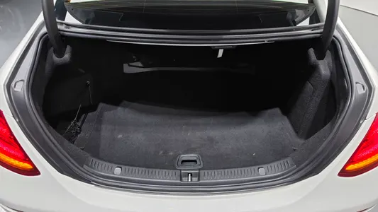 Mercedes-Benz E-Class W213 E220d 2018 28