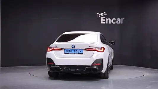 BMW i4 M50 2023 4