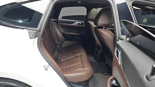 BMW i4 M50 2023 11