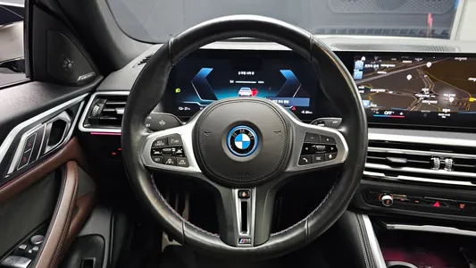 BMW i4 M50 2023 12