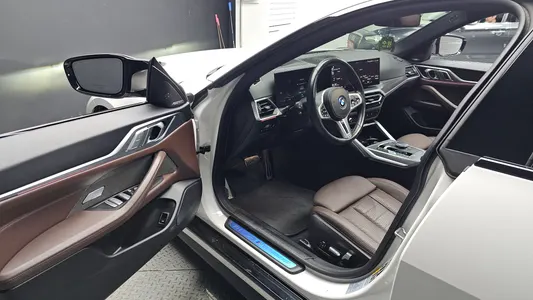 BMW i4 M50 2023 10