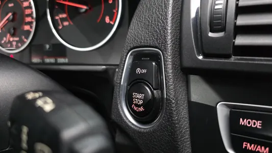 BMW 1 Series (F20) 118d 5 2015 19