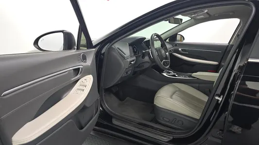 Hyundai (DN8) 2021 10