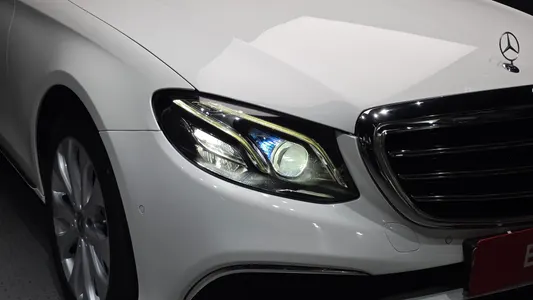 Mercedes-Benz E-Class W213 E300 4MATIC 2018 22