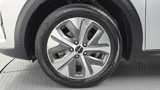 Kia 니로 플러스 2022 5
