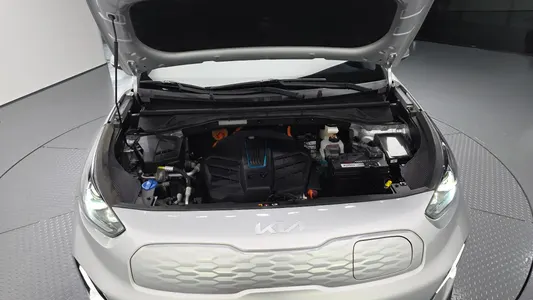 Kia 니로 플러스 2022 6