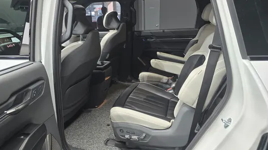 Kia EV9 4WD 2024 11