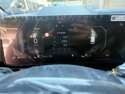 Kia 4 HEV 9 X Line 2026 8