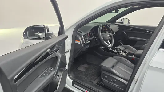 Audi Q5 (FY) 45 TFSI 2021 10