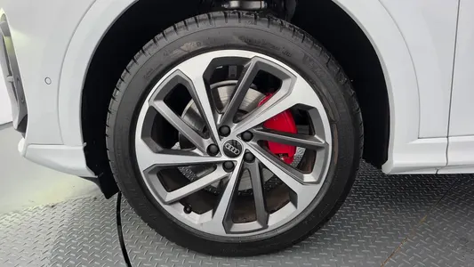Audi Q5 (80A) 45 TFSI S Line 2025 5