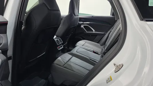 Audi Q5 (80A) 45 TFSI S Line 2025 11