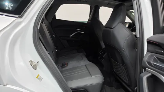Audi Q5 (80A) 45 TFSI S Line 2025 12