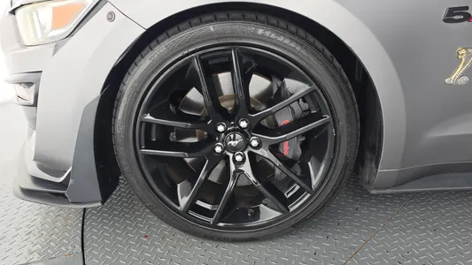 Ford 머스탱 GT 2015 4