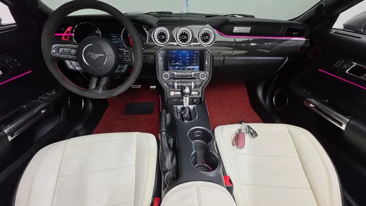 Ford 머스탱 GT 2015 6