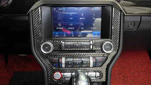 Ford 머스탱 GT 2015 11