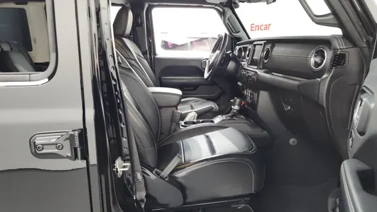 Jeep (JL) 2.0 4 4xe 2022 26