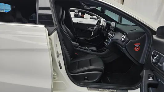 Mercedes-Benz CLA-Class C117 CLA250 4MATIC 2018 26