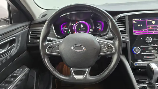 Renault Korea SM6 2.0 LPe RE () 2018 13