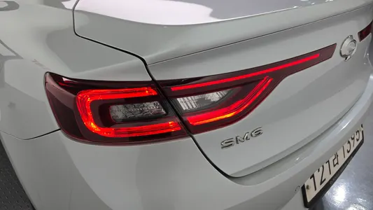 Renault Korea SM6 2.0 LPe RE () 2018 24