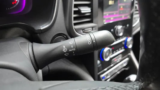 Renault Korea SM6 2.0 LPe RE () 2018 28