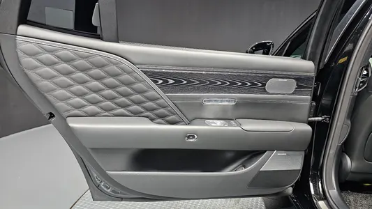 Genesis G90 (RS 4) 3.5 e-S/C AWD LWB 2023 25