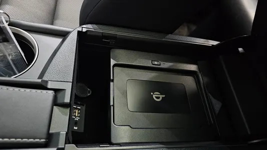Lexus NX300h 2019 33