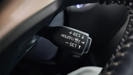 Lexus NX300h 2019 35