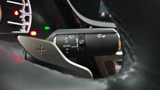 Lexus ES300h 7 2022 19